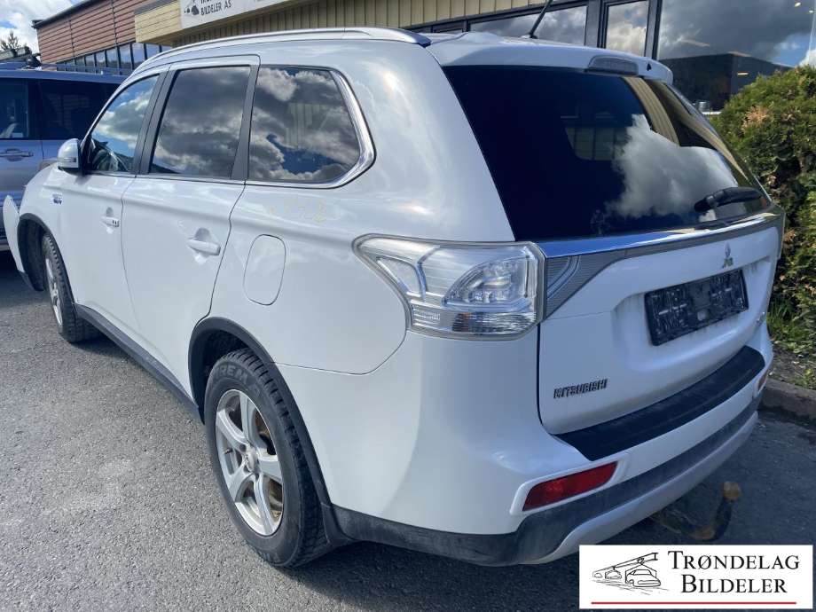 Mitsubishi Outlander 2012-2015 (Type III, Fase 1) delebil , Motorkode: 4B11, Girkassekode: