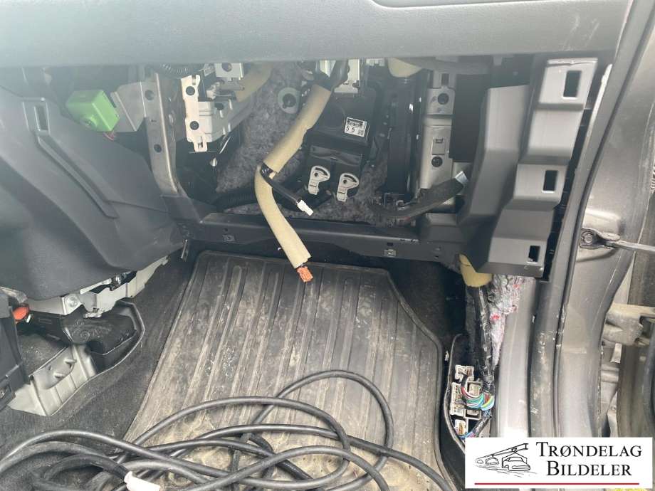 Nissan Leaf 2011-2017 (Type I) , Motorkode: EM57, Girkassekode: 