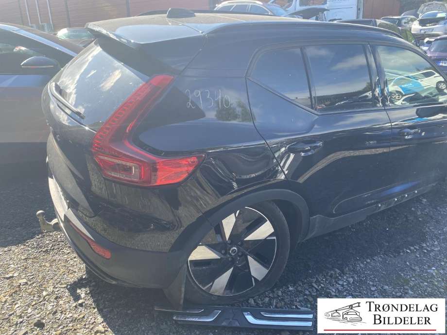 Volvo EX40 2024-->> delebil , Motorkode: DAEAB|CCEDF, Girkassekode: