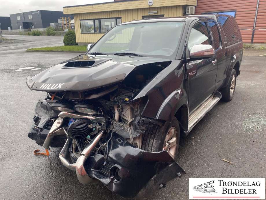 Toyota Hilux 2012-2016 delebil , Motorkode: 2KD-FTV, Girkassekode: