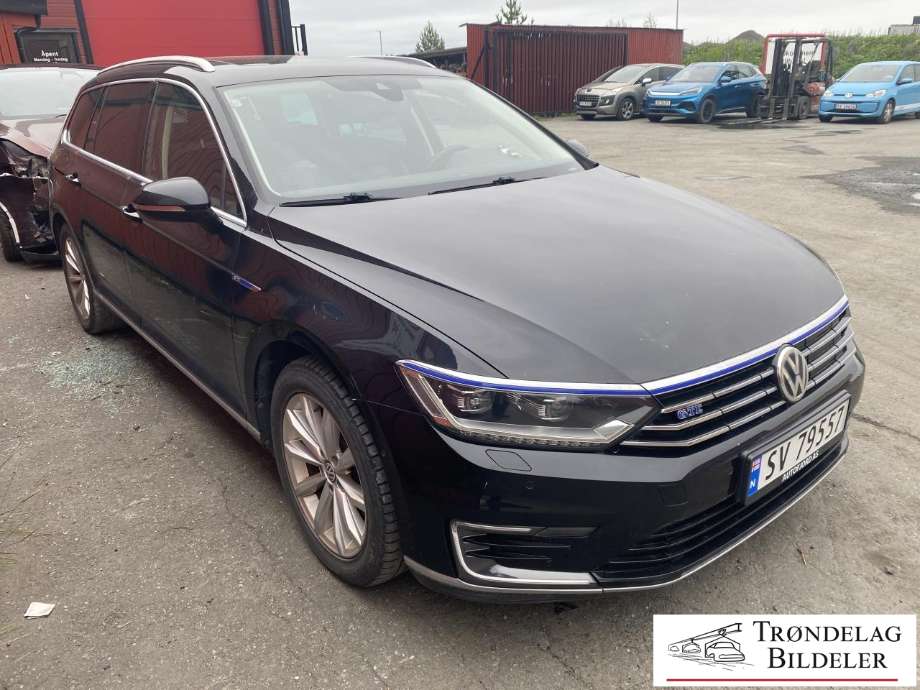 VW Passat, 2015-2019 (B8, Fase 1) (B8) delebil , Motorkode: CUKC, Girkassekode: RXG