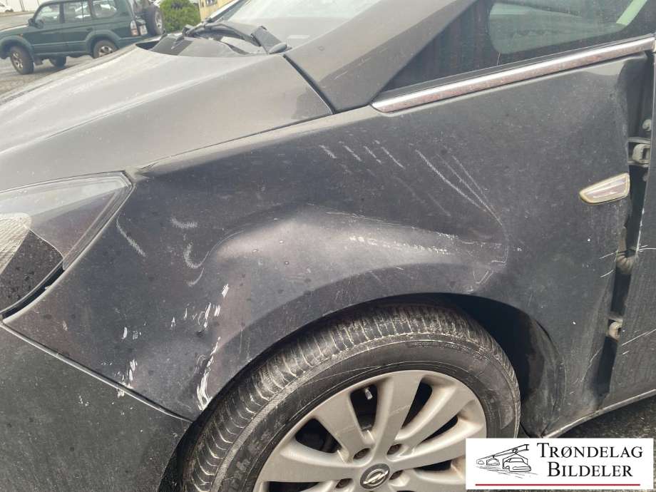 Opel Zafira Tourer 2012-2018 delebil , Motorkode: A20DT, Girkassekode: 