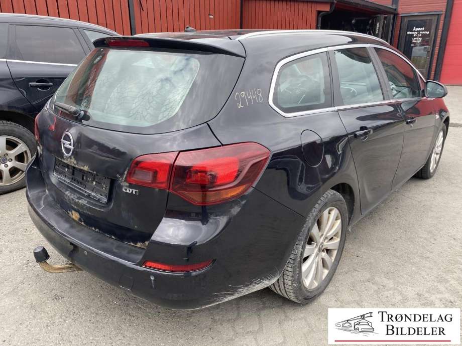 Opel Astra J 2010-2015 , Motorkode: A17DTR, Girkassekode: 