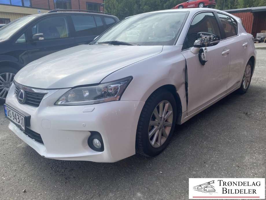 Lexus CT 2010-2020 delebil , Motorkode: 2ZR-FXE, Girkassekode: