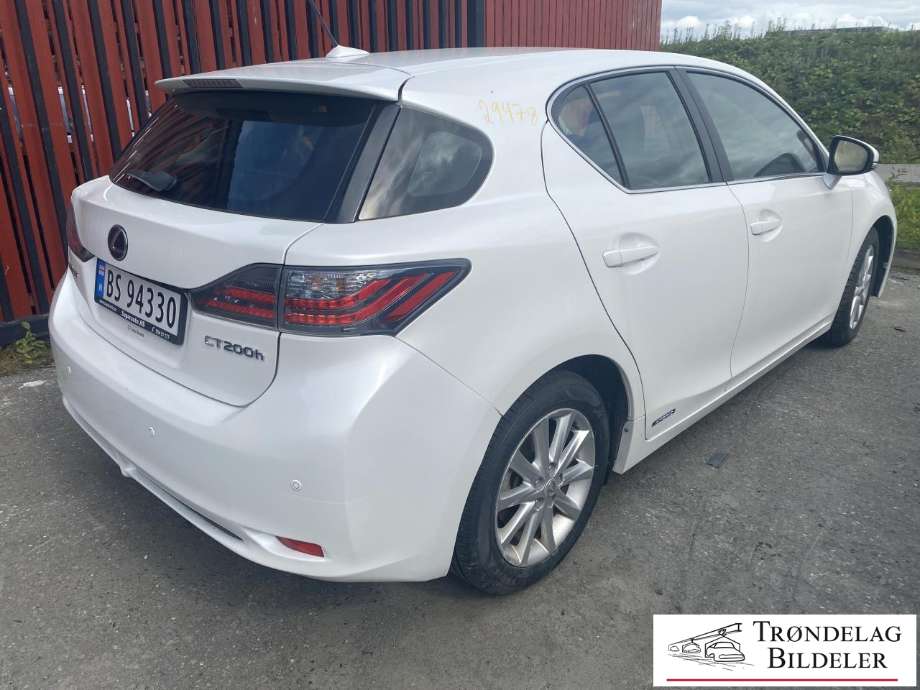Lexus CT 2010-2020 delebil , Motorkode: 2ZR-FXE, Girkassekode:
