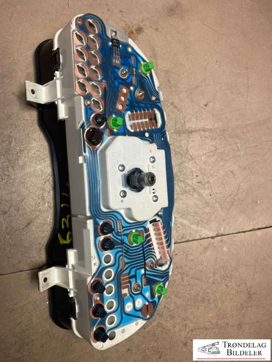 Instrumentpanel til Opel Vectra A 1989-1995  (90228503|)