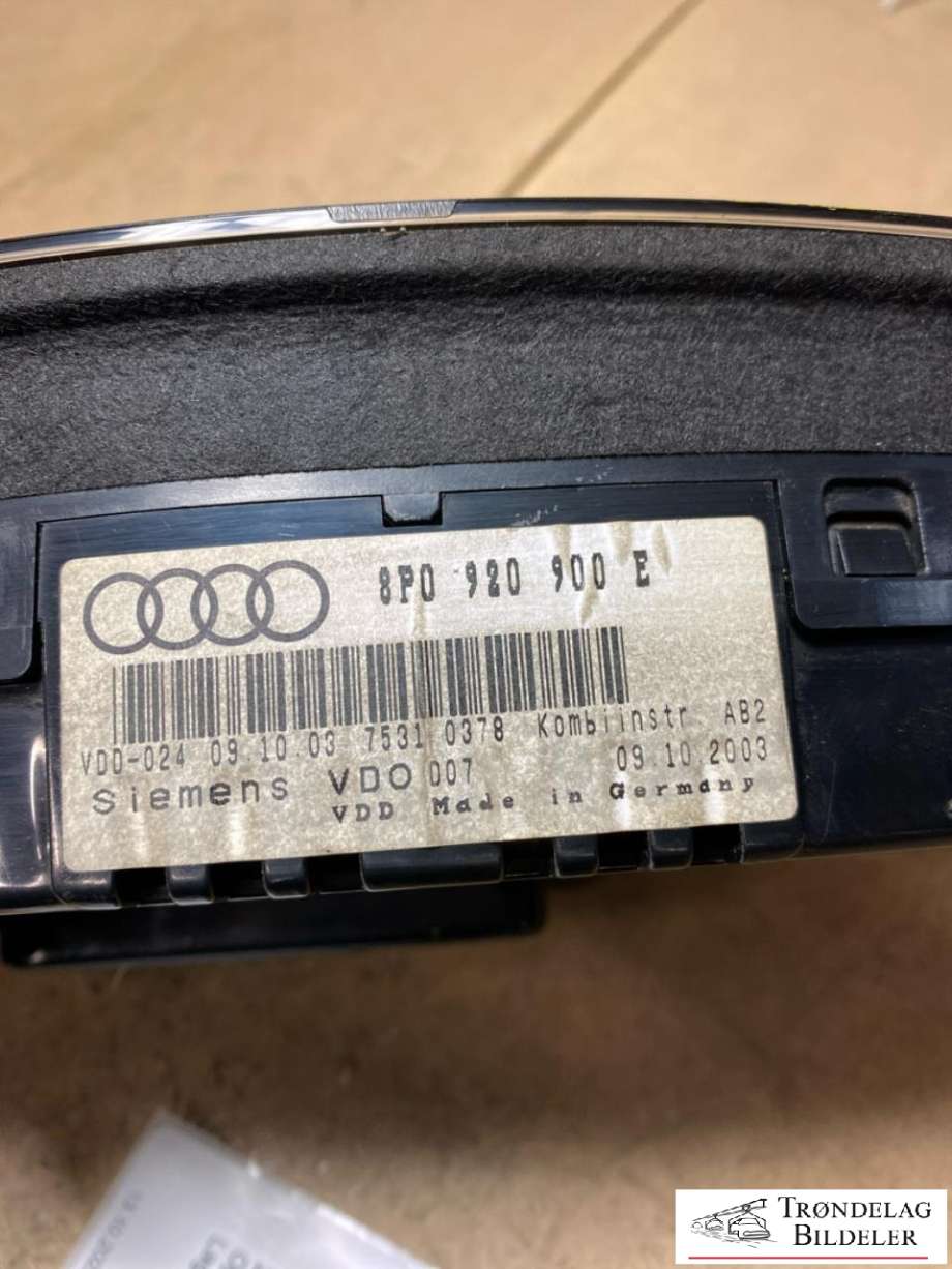 Instrumentpanel til Audi A3 1996-2003 (Type I)  (VDO|8PO920900E|)