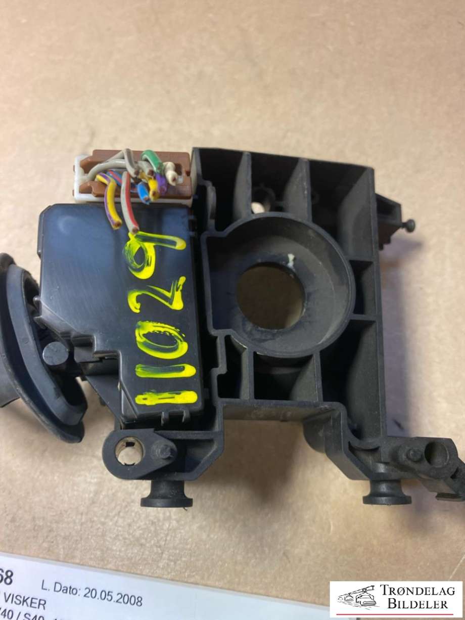 Bryter visker til Volvo V40 / S40 1994-2000 (Type I, Fase 1) (30899033|30887038|)