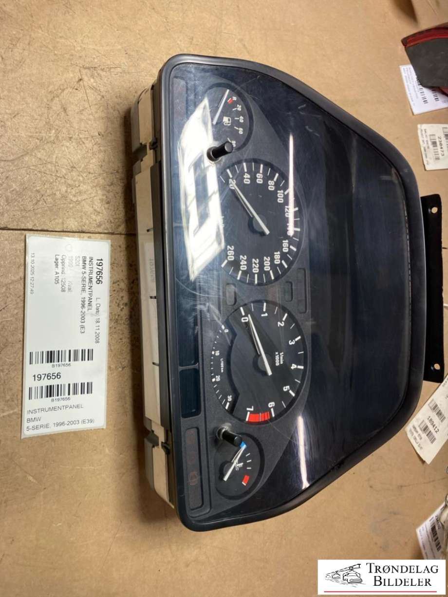 Instrumentpanel til BMW 5-Serie 1996-2003 (E39) (E39) (6211 8 381 198|)