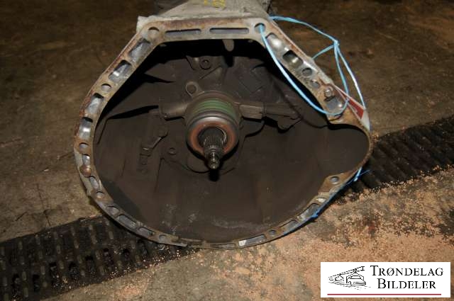 Girkasse manuell 6-trinn til Mercedes Vito/Viano 2004-2010 (Fase 1) (W639) (W639) (D716652|A 639 260 08 00|A 639 260 24 00)