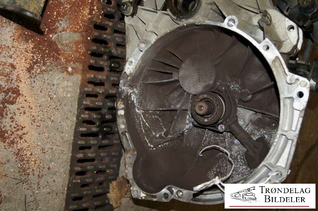 Girkasse manuell til Ford Transit Connect 2003-2009 (Type I, Fase 1) (1485885|2T1R-7002-BH|2010976|RM2T1R-7002-BH|)