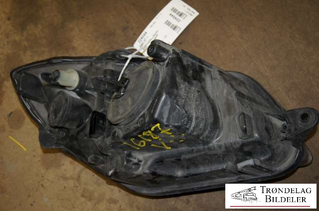 Frontlykt venstre halogen til Škoda Fabia 2007-2010 (Type II, Fase 1)  (5J1 941 017 A|)