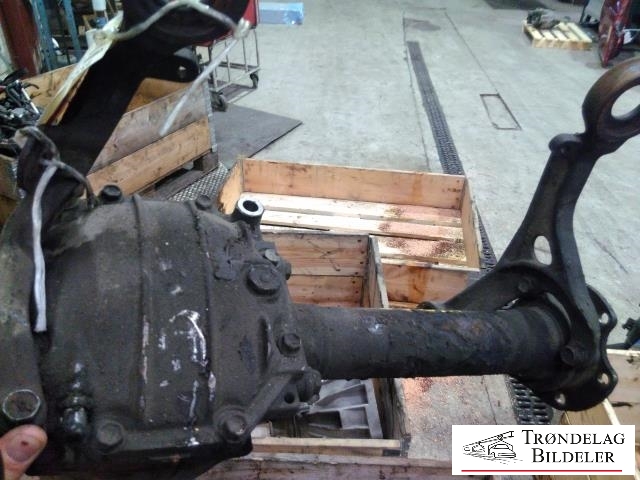 Kardang klokke foran til Toyota Hiace 1996-2001 (Fase 1)  (4111026240|)