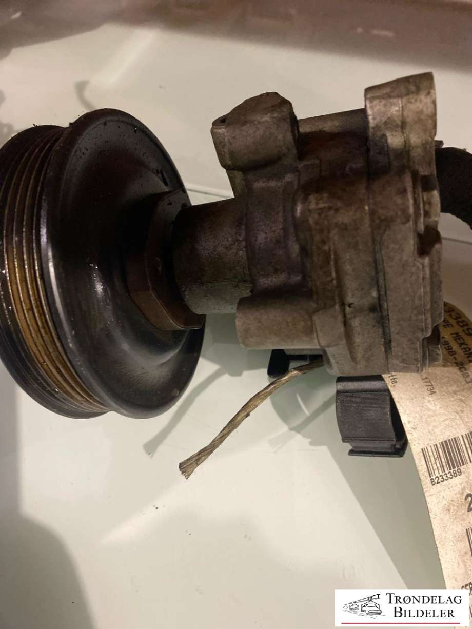 Servo pumpe mekanisk til VW Golf IV 1998-2003  (KYB|1J0 422 154 B|1J0 422 154 BX|6N0 145 157)
