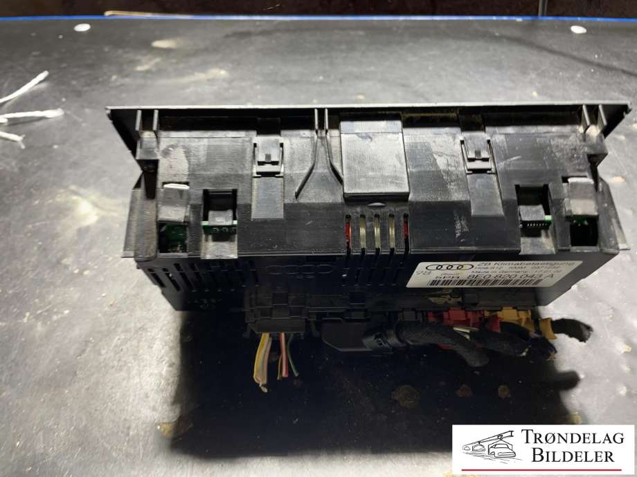 Varmeapparat betjening til Audi A4 2001-2004 (Type II) (B6) (B6) (8E0 820 043 AB|)