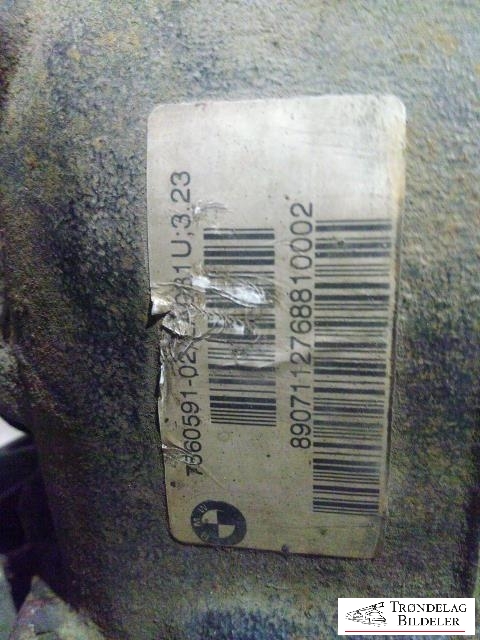 Kardang klokke bak til BMW 5-Serie 2003-2010 (E60/E61) (E60/E61) (33 10 7 560 592|)