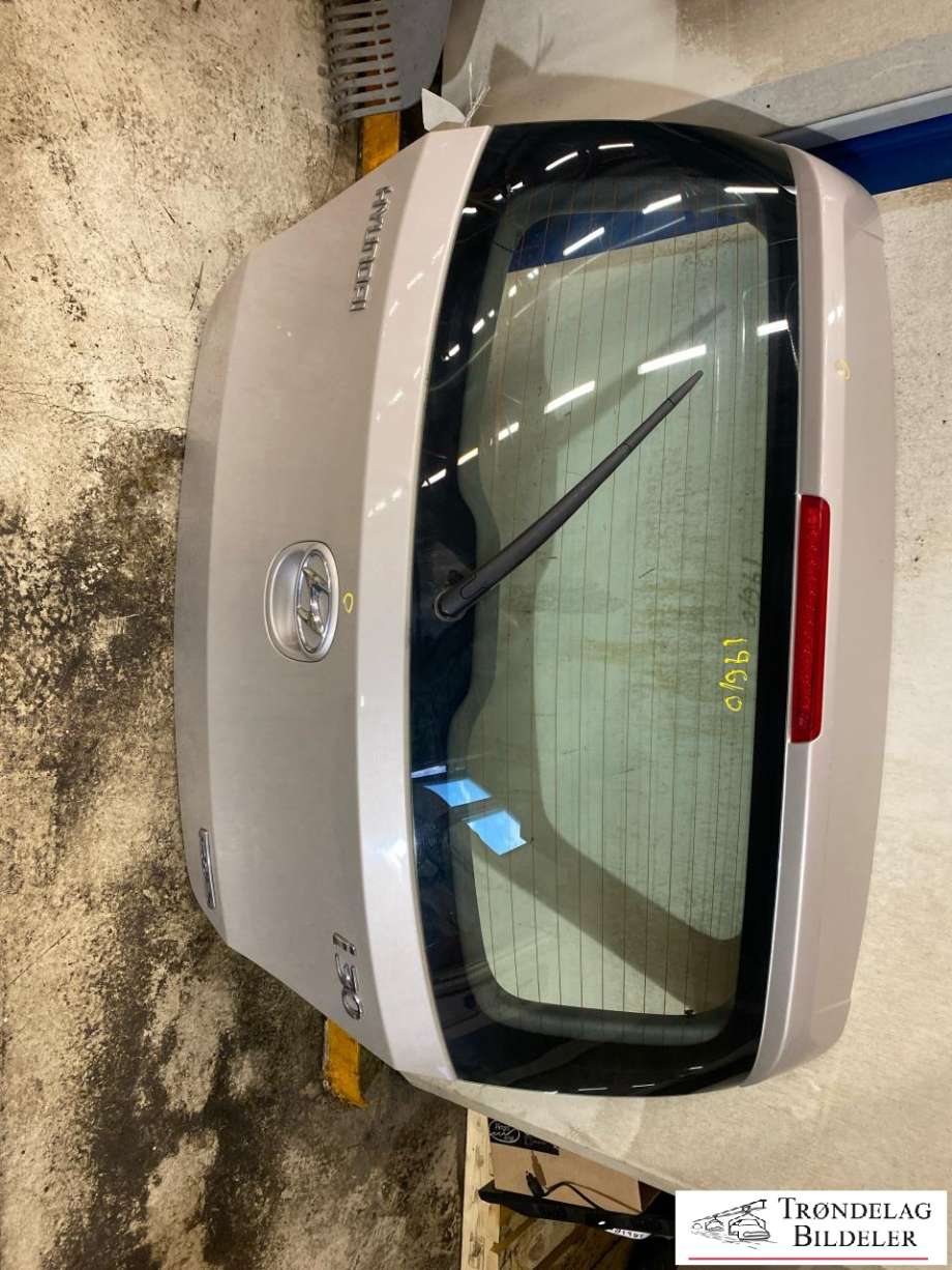 Bakluke til Hyundai i30, 2007-2012 (Type I)  (737002R010)