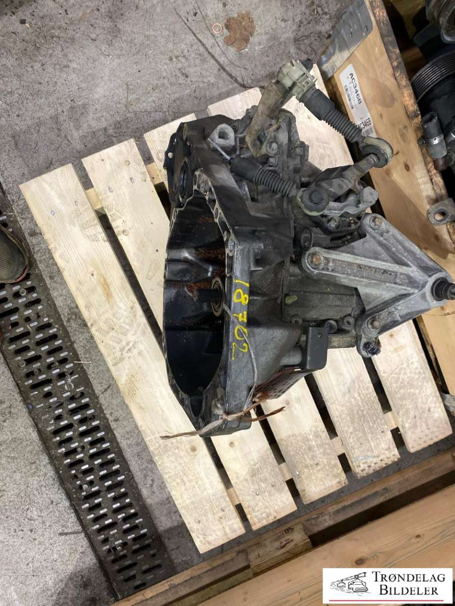 Girkasse manuell til Nissan Note, 2006-2013 (Type I)  (32010-ED403)