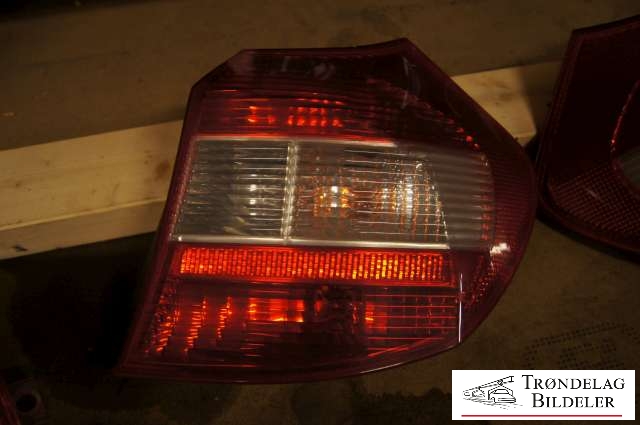 Baklykt høyre til BMW 1-Serie 2004-2011 (E81/E82/E87/E88) (E81/E82/E87/E88) (63 21 6 924 502|)