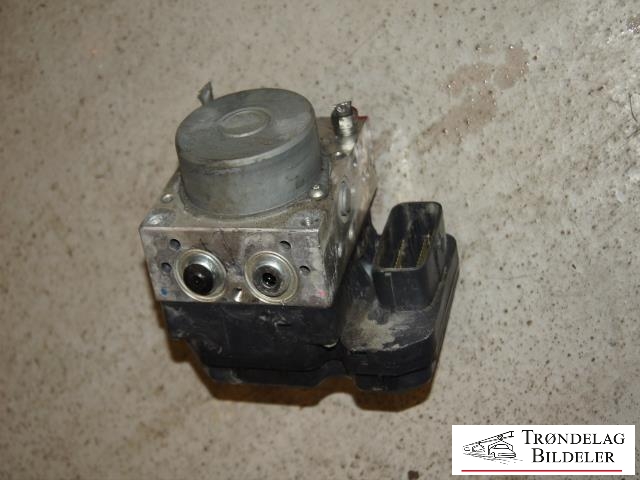 ABS sentral til Toyota Verso-S, 2011-2015 (COMBI) (COMBI) (4405052D90)