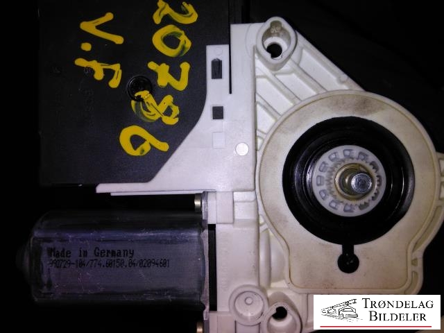 Ruteheis venstre foran til VW Golf V, Combi 2003-2008 (1K0959793C|1K4837401E|1K0 959 701 L (Z02))