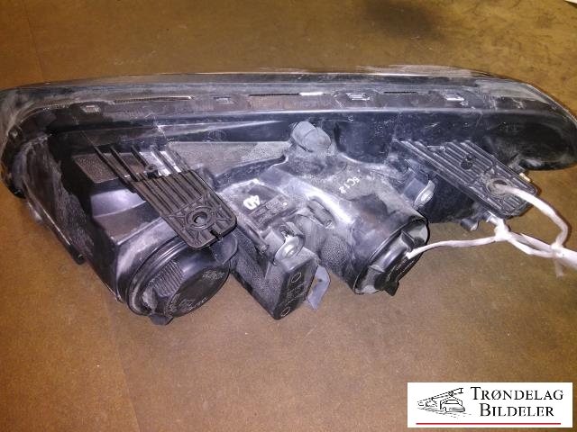Frontlykt høyre halogen til Chevrolet Captiva 2006-2010 (Fase 1) (96626974|)