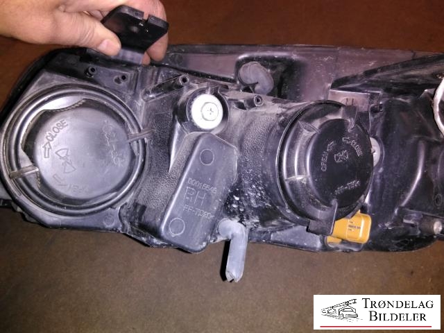 Frontlykt høyre halogen til Chevrolet Captiva 2006-2010 (Fase 1) (96626974|)