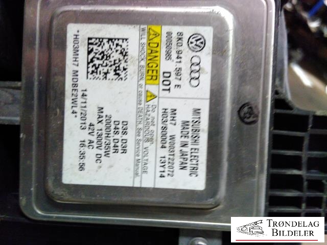 Frontlykt høyre xenon til Audi Q3 2015-2018 (Type I, Fase 2)  (8U0 941 754|)