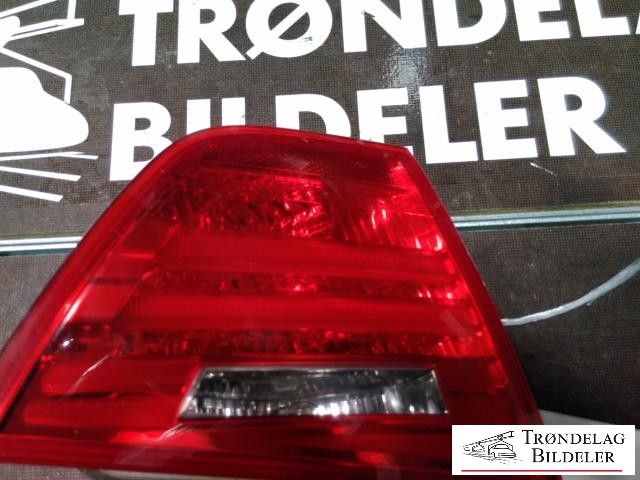 Baklykt venstre indre til BMW 3-Serie, 2005-2011 (E90/E91/E92/E93) (E90/E91/E92/E93) (63 21 4 871 739)