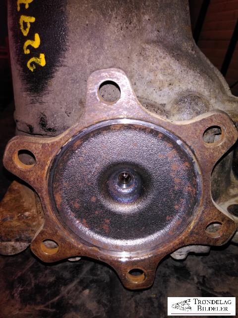 Kardang klokke foran til Toyota Hiace 2007-2012 (Fase 3)