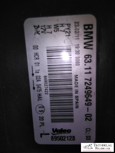 Frontlykt venstre halogen til BMW 1-Serie 2004-2011 (E81/E82/E87/E88) (E81/E82/E87/E88) (VALEO|63 11 7 249 649|6311724964902|)