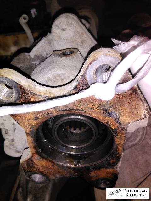 Kardang klokke foran til Isuzu D-Max 2007-2012 (Type I)  