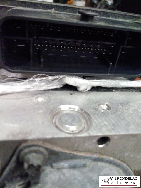 ABS sentral til Tesla Model S 2013-2016 (Fase 1) (BOSCH|0265956391|103779700B|)