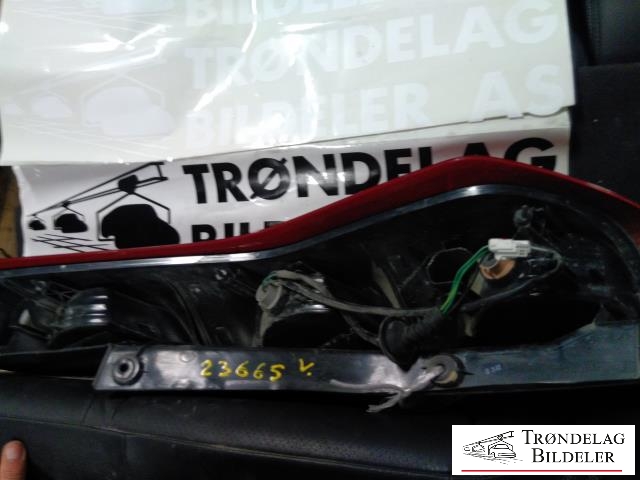 Baklykt venstre til Nissan X-Trail 2007-2014 (T31) (T31) (INGEN DELENR.|)