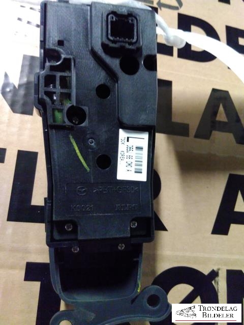 Bilstereo navigasjon betjeningspanel til Mazda 2 2015-2019 (Type III, Fase 1) (LDB5J66CM0A|)
