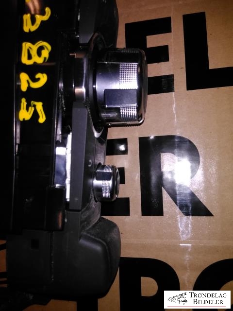 Bilstereo navigasjon betjeningspanel til Mazda 2 2015-2019 (Type III, Fase 1) (LDB5J66CM0A|)
