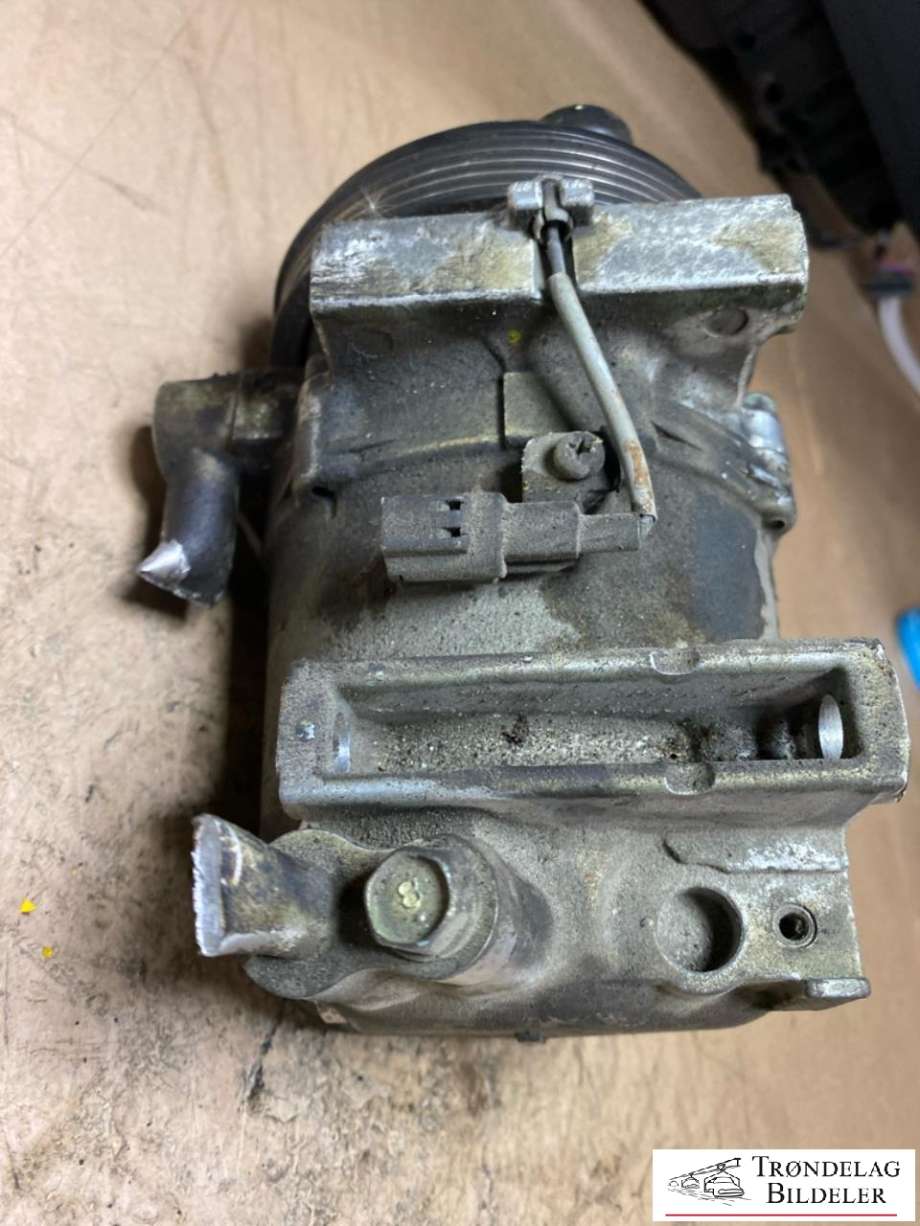 Aircondition kompressor til Subaru Impreza 2005-2007 (Type II, Fase 2)  (CALSONIC KANSEI|73111FE040|73111-FA100|73111-FA101|73111-FA130|73111-FA131|73111-FA132|73111-FA133|73111-FE000|73111-FE001|73111-FE020|73111-FE021)