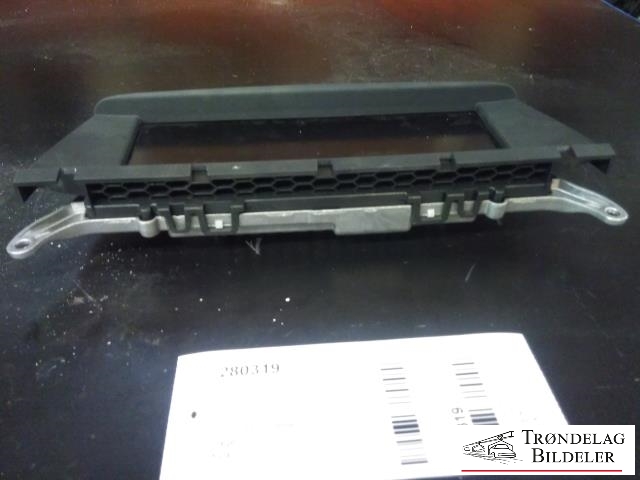 Bilstereo navigasjon skjerm til BMW X3 2010-2017 (F25) (F25) (JOHNSON CONTROLS|0002411347-01|)