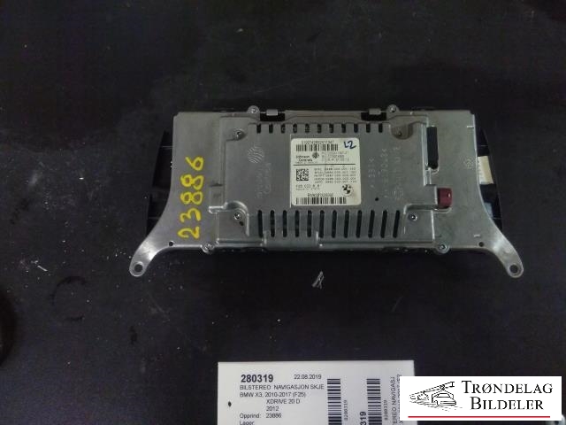Bilstereo navigasjon skjerm til BMW X3 2010-2017 (F25) (F25) (JOHNSON CONTROLS|0002411347-01|)