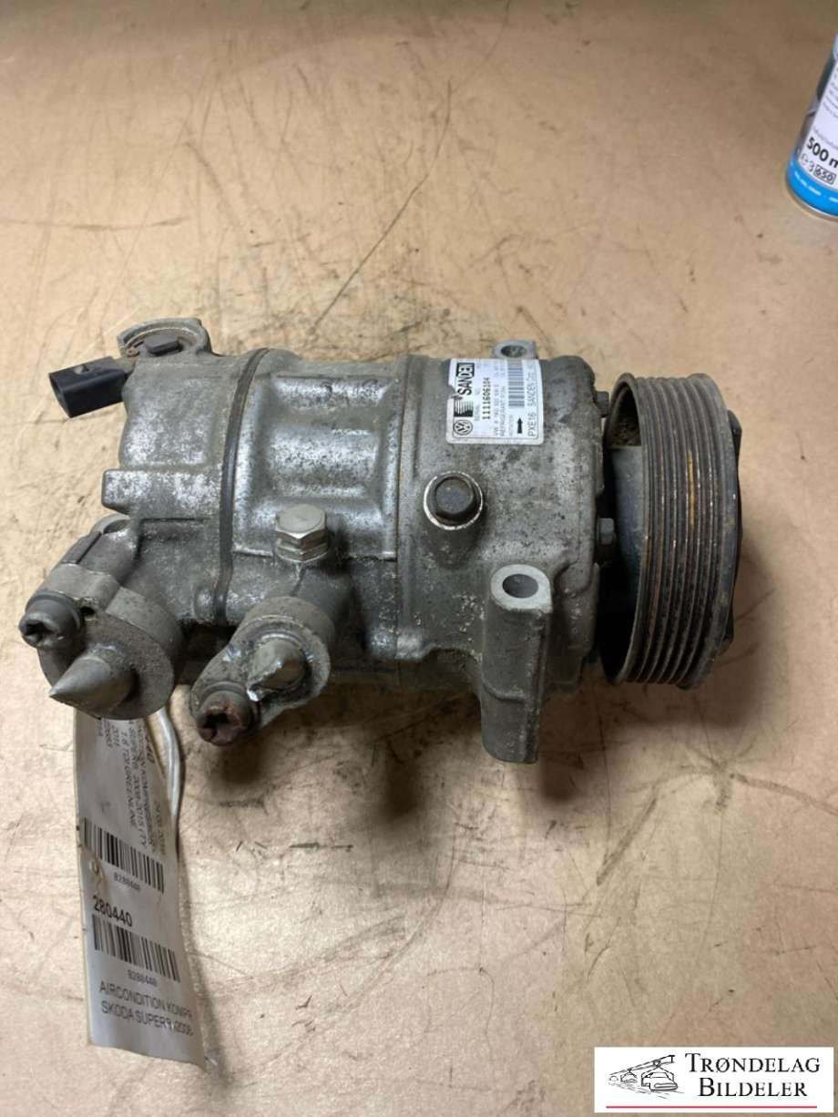 Aircondition kompressor til Škoda Superb, 2008-2015 (Type II)  (SANDEN|5Q0820803F|5Q0820803K|890632|5Q0820803D|5Q0820803J|5Q0820803G|1K0820803A|1K0820803B|1K0820803H|1K0820803K|1K0 820 859 S|1K0820803M)