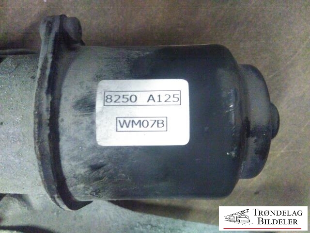 Viskermotor frontrute komplett m/overføring til Mitsubishi L200 2006-2015 (Type IV)  (8250A125|)
