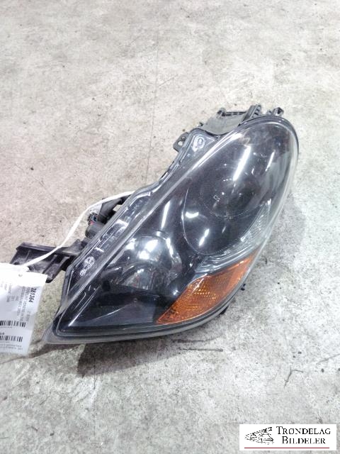 Frontlykt venstre halogen til Mitsubishi i-MiEV, 2010-->>  (8301B309)