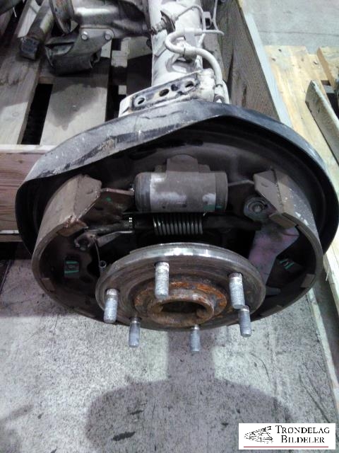 Bakaksel til Mitsubishi L200 2015-2019 (Type V, Fase 1)  (3711A351|)