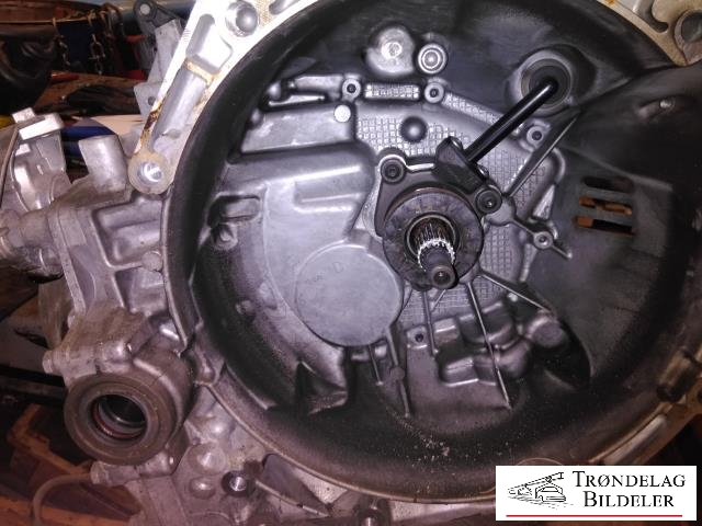 Girkasse manuell 6-trinn til Peugeot Expert 2016-->> (Type III)  