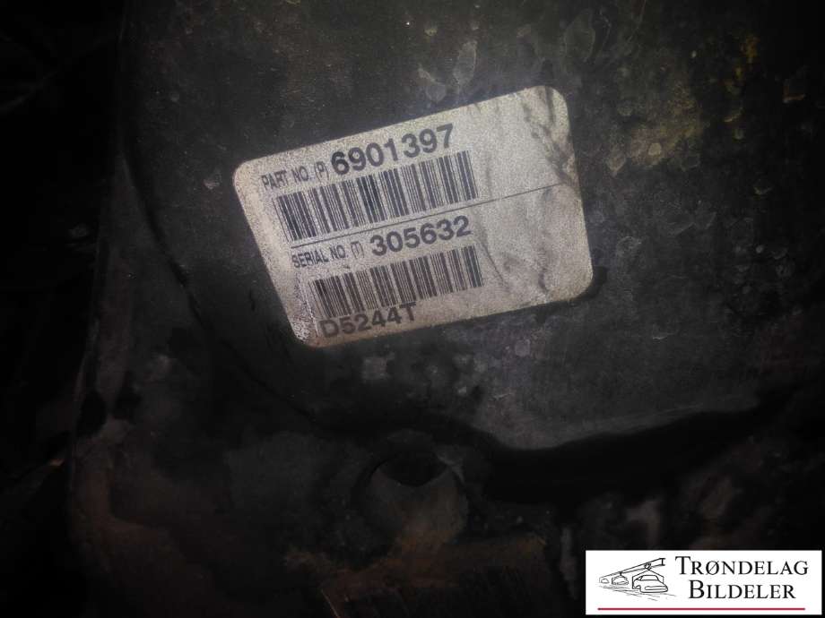 Motor diesel til Volvo XC70 2005-2007 (Type I, Fase 2)  (8251492|6900630|6900632|6900665|6900679|6900891|6900976|6900978|6900980|6901044|6901052|6901056|6901064|6901066|6901101|6901103|6901105|6901191|6901197|6901199|6901209|6901211|6901215|6901343|6901354|6901397|6901414|8602786)