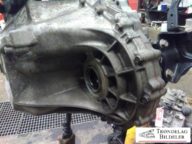 Girkasse manuell 6-trinn til Toyota Avensis 2009-2015 (Type III, Fase 1)  (30300-20A20|)
