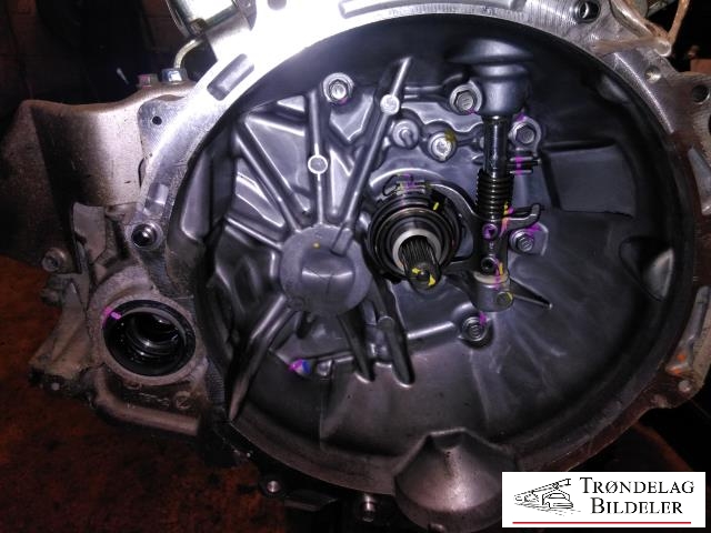 Girkasse manuell til Mitsubishi Space Star 2013-->> (Type II)  (F5MBD1ABZ|Y308100|2500A350)
