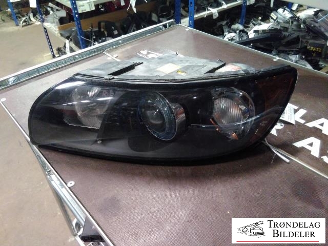 Frontlykt venstre xenon til Volvo S40 2004-2007 (Type II, Fase 1) (VOLVO|B284307|30698877|)