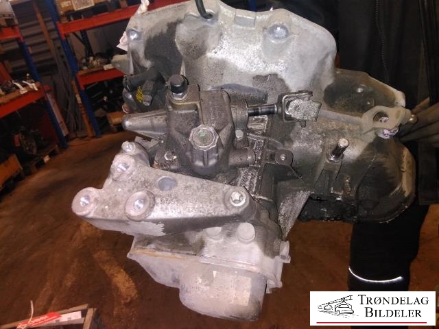 Girkasse manuell til Opel Astra H 2004-2009  (428744099|5535588|30700422)
