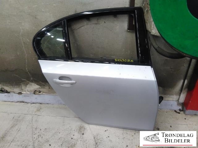 Dør høyre bak til BMW 5-Serie 2003-2010 (E60/E61) (E60/E61) (41 52 7 202 342|)